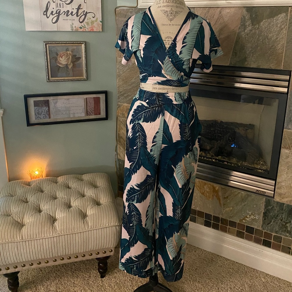 Cuuuuute 2 piece outfit 💕